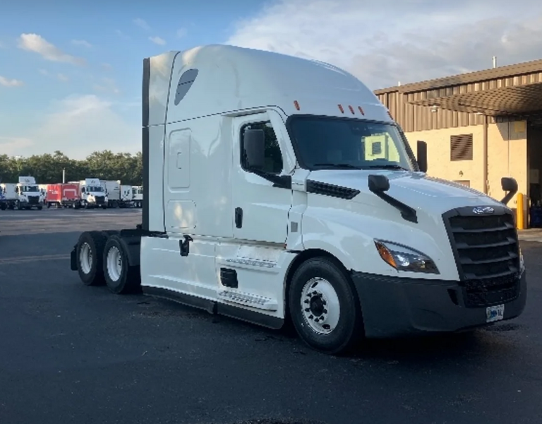 Screenshot 2025-08-31 at 10-57-32 2020 Freightliner T12664ST Sleeper Tractor Screenshot 2025-08-31 at 10-57-32 2020 Freightliner T12664ST Sleeper Tractor